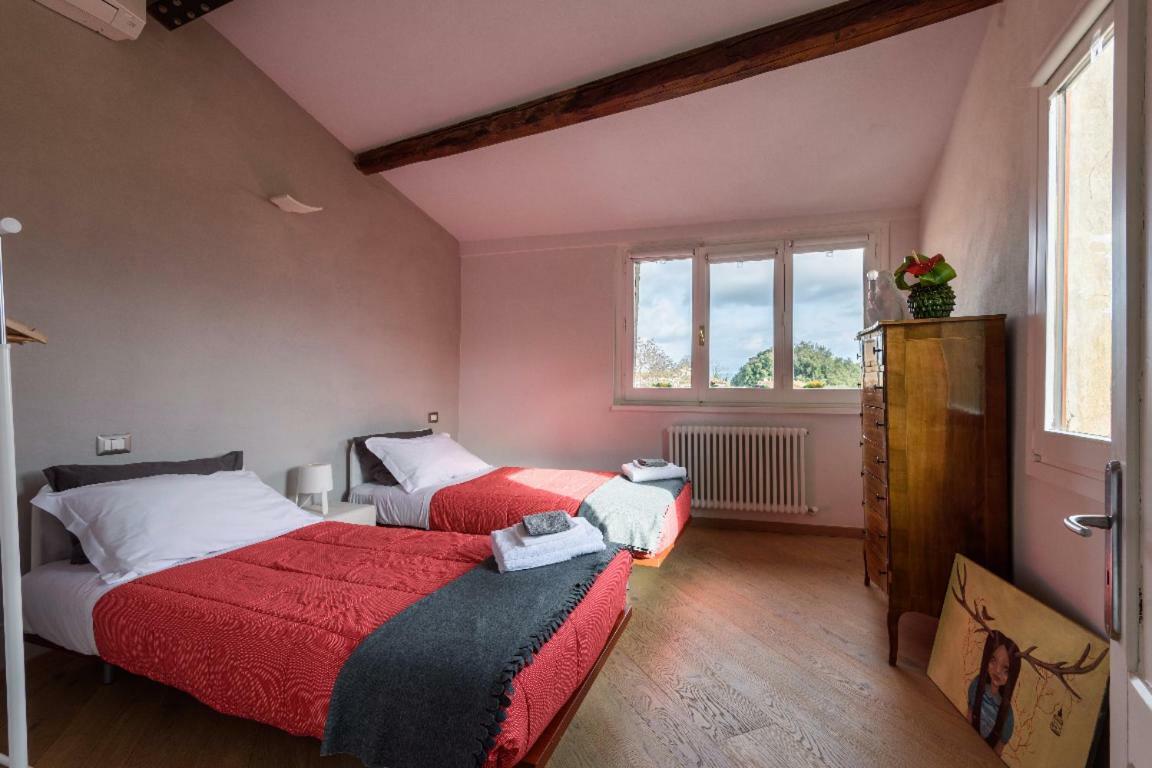Elegante Luminoso Attico Centralissimo Siena Eksteriør billede
